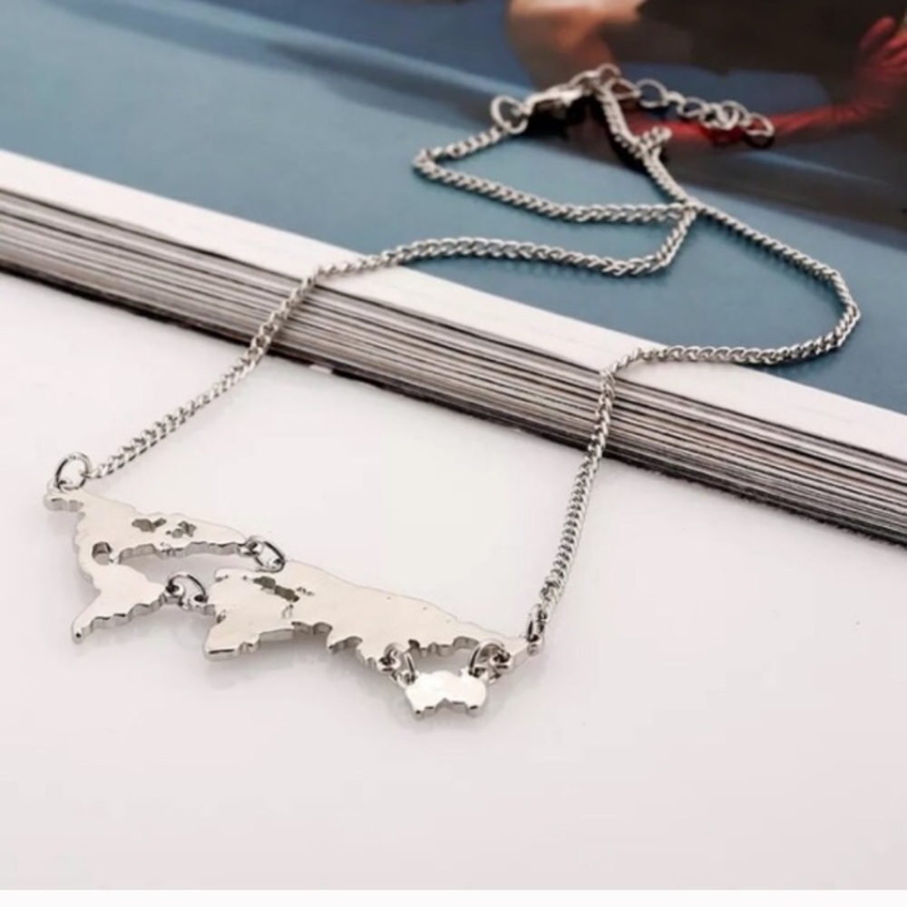 Silver World Map Necklace 🌎 - Picture 3 of 5